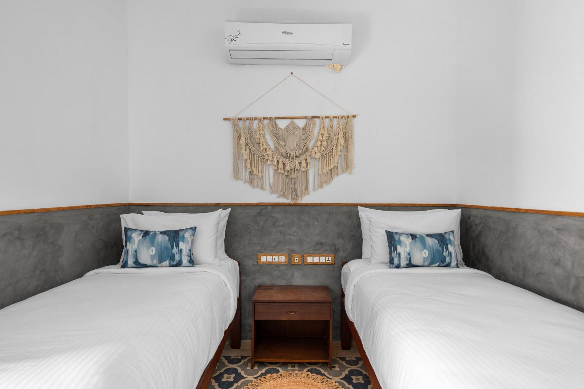 Azora By Ayatana, Goa Hotel Morjim Buitenkant foto