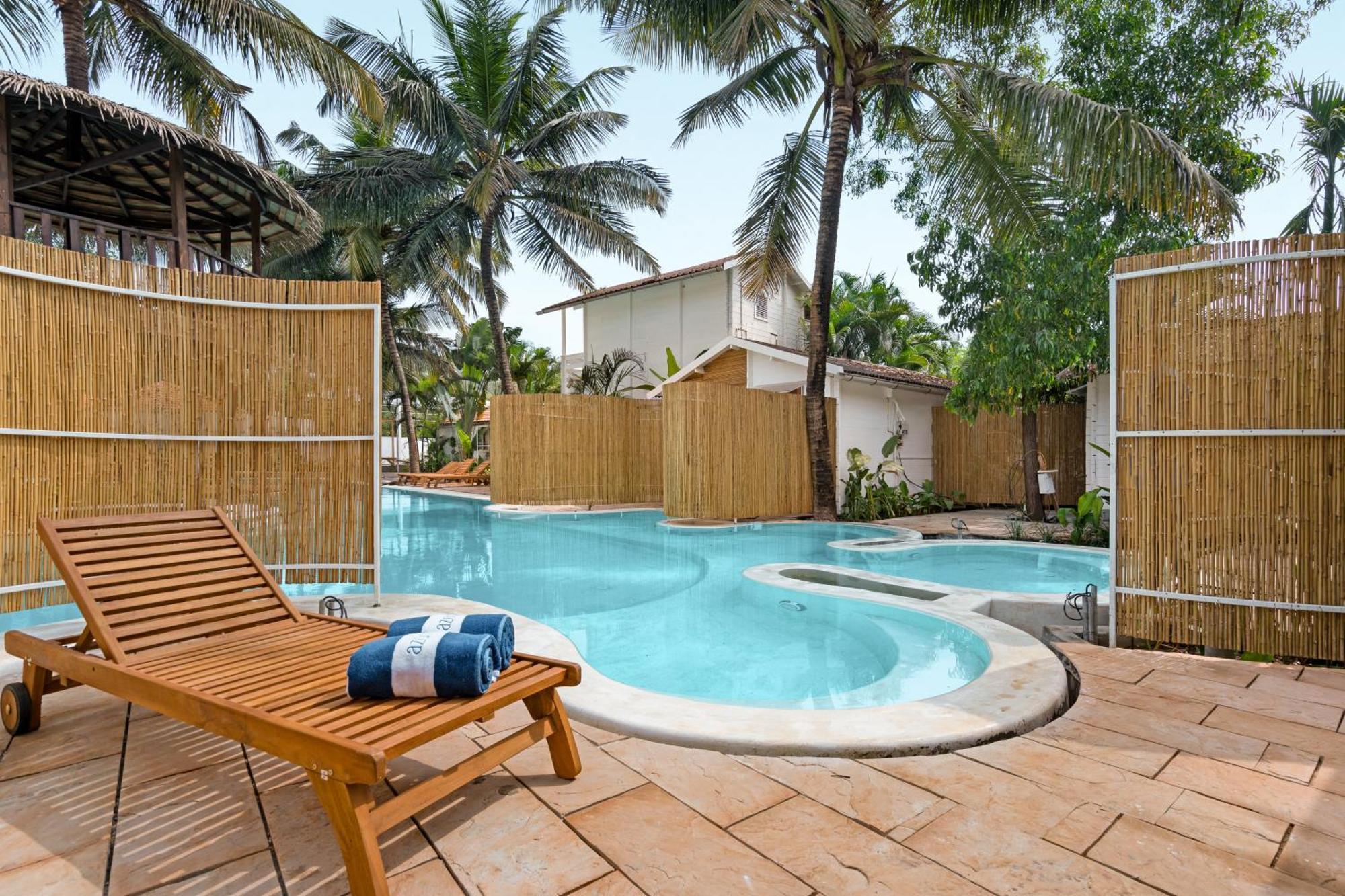 Azora By Ayatana, Goa Hotel Morjim Buitenkant foto
